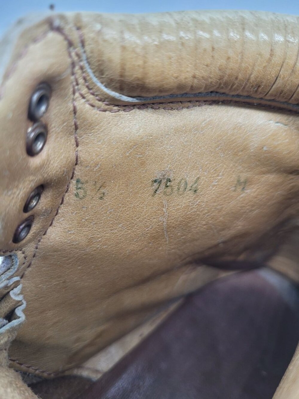 VTG Vasque Hiking Boots 5.5 Made In Italy Suede Leather Vibram Sole Outdoor - Picture 2 of 10